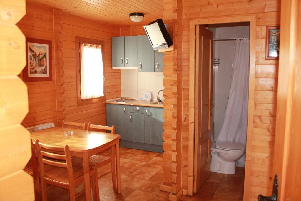 Camping Valle De Tena Sabiñánigo 객실 사진