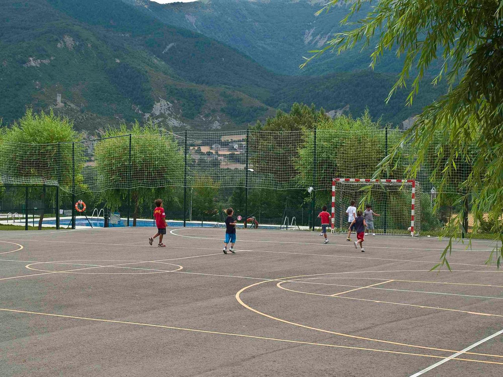 Camping Valle De Tena Sabiñánigo 외부 사진
