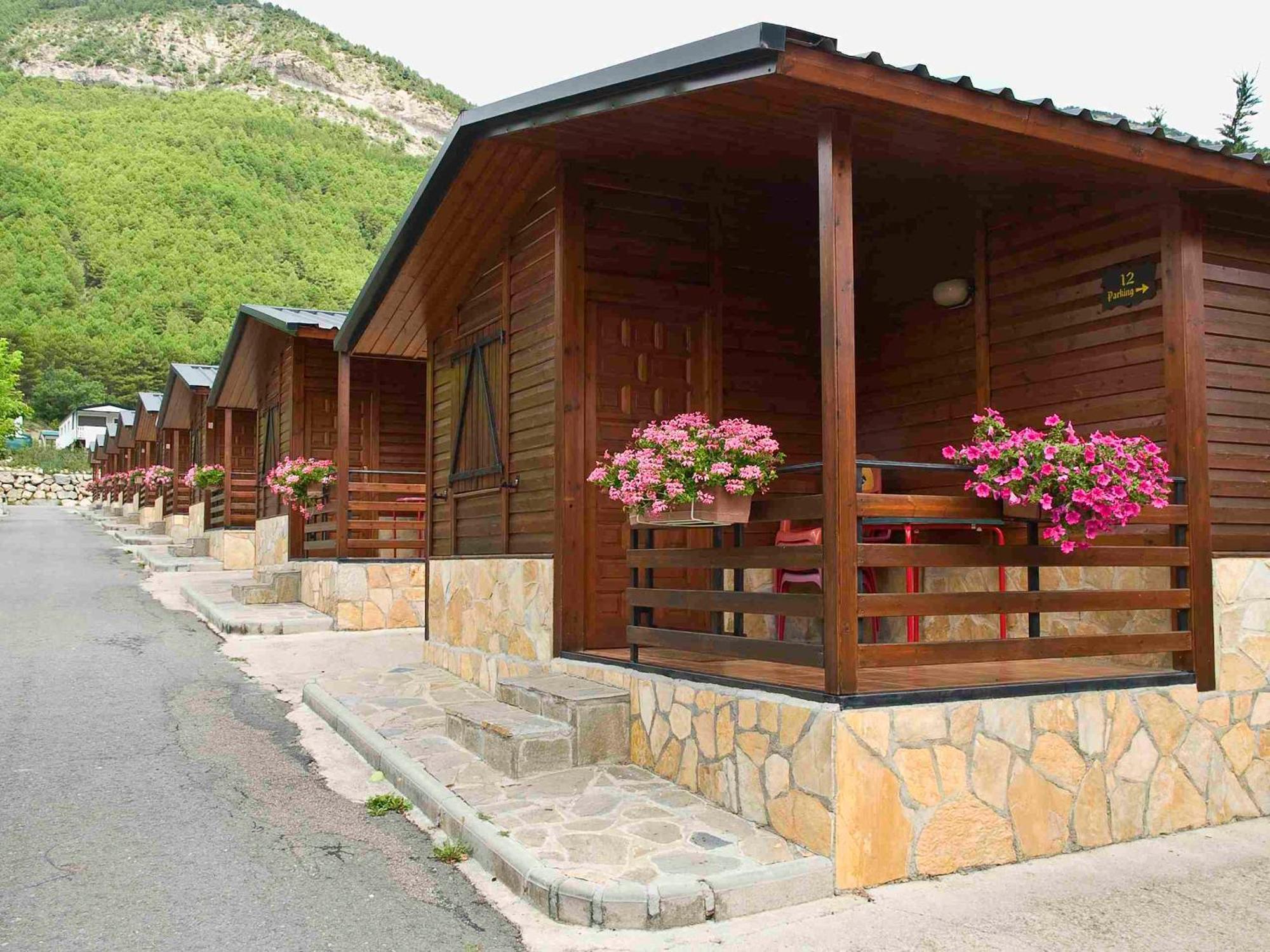 Camping Valle De Tena Sabiñánigo 외부 사진