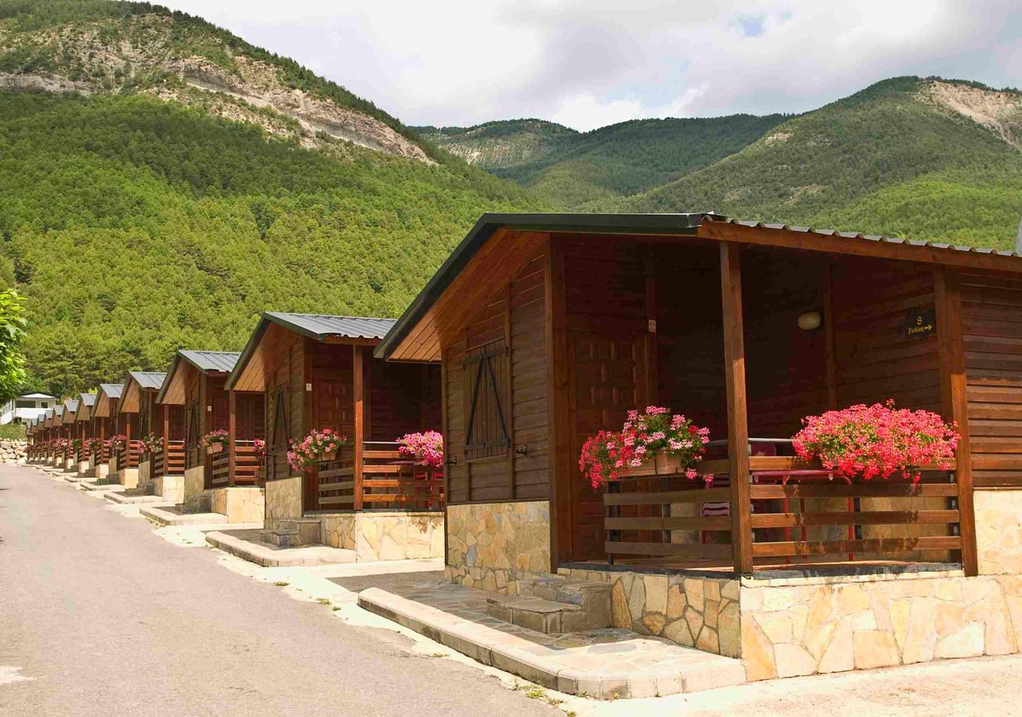 Camping Valle De Tena Sabiñánigo 외부 사진